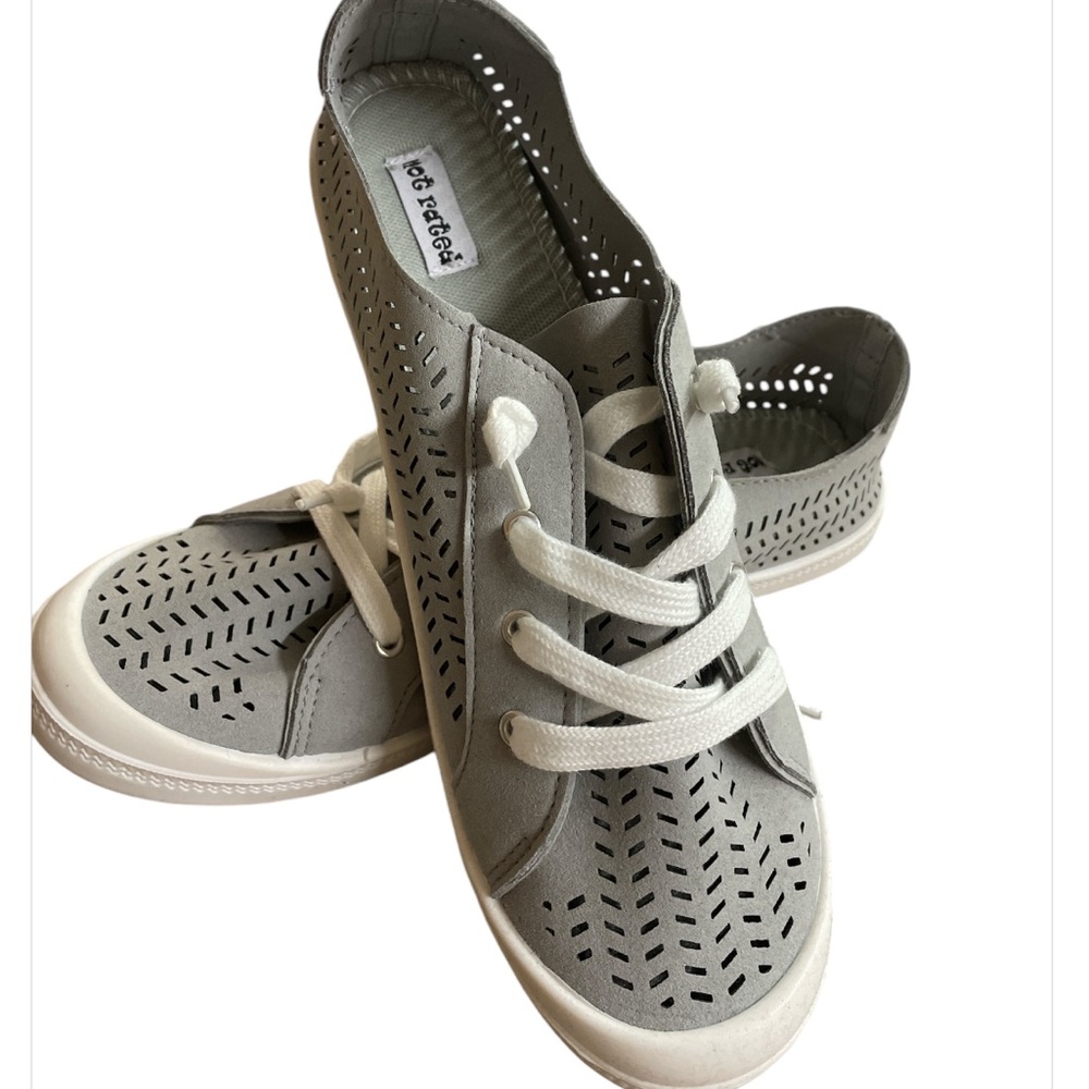 Size 8.5 slip on low sneakers grey tennis shoes by Not Rated